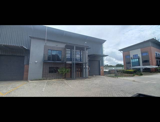 617M² MINI FACTORY TO LET IN LASER PARK